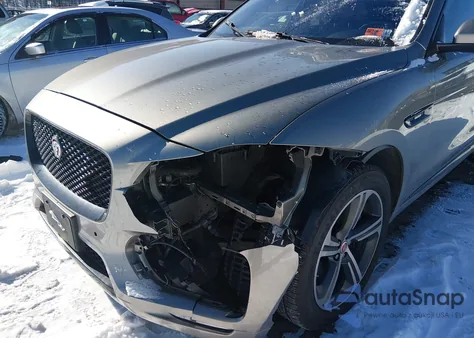 2018 Jaguar F-Pace 30T R-Sport из США, поврежденный, VIN SADCL2GX1JA285519